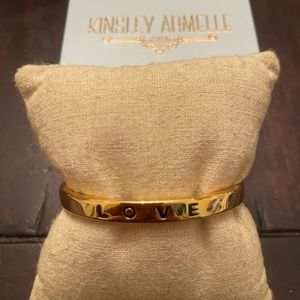 New Kinsley Armelle Love Collection S/M Gold Bangle